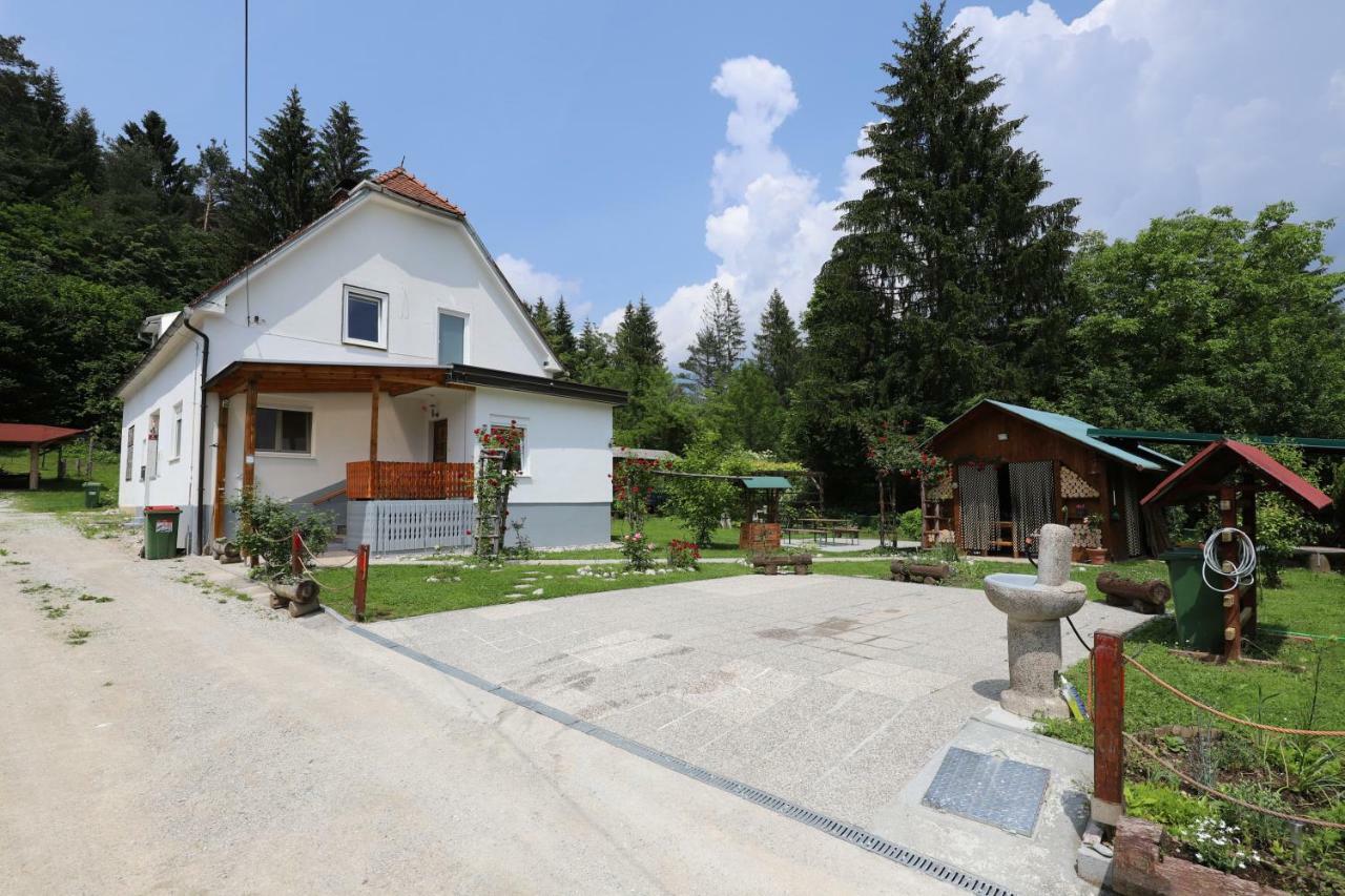 Adventure Cottage With Pool And Big Garden Bled Kültér fotó
